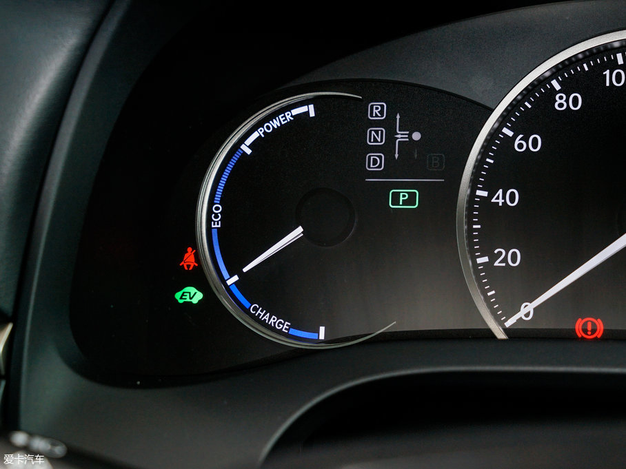 2017׿_˹CT 200h m ɫ