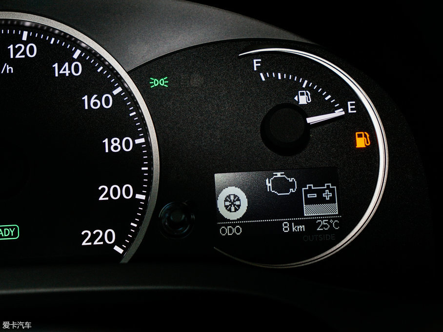 2017׿_˹CT 200h m ɫ