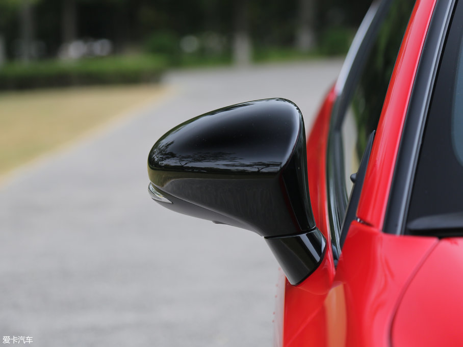 2017׿_˹CT 200h F SPORT pɫ