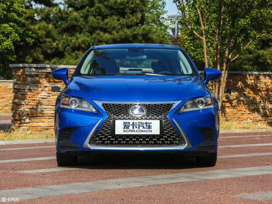 2017׿_˹CT 200h m ɫ