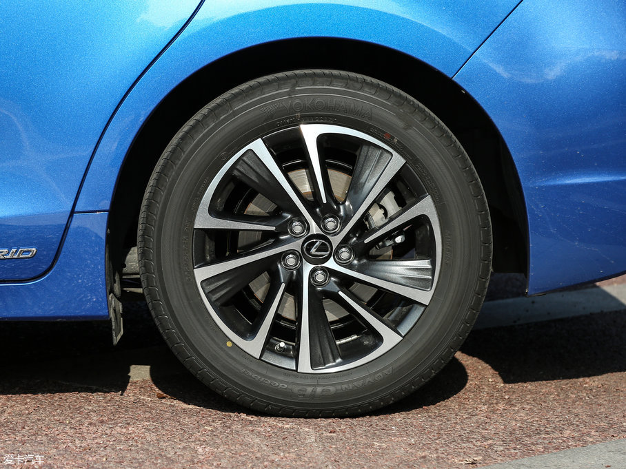 2017׿_˹CT 200h m ɫ