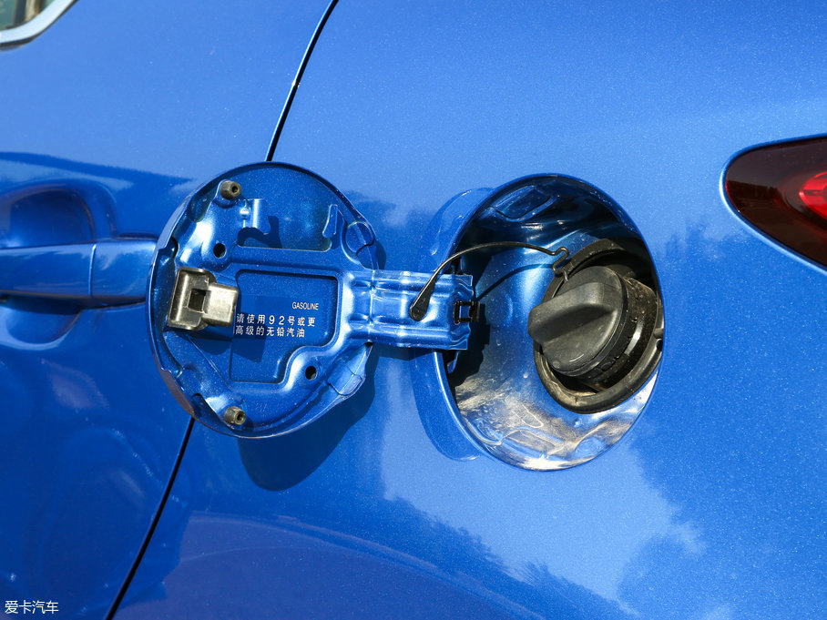 2017׿_˹CT 200h m ɫ