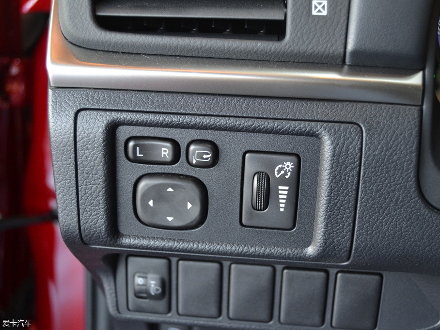 2017׿_˹CT 200h F SPORT ɫ