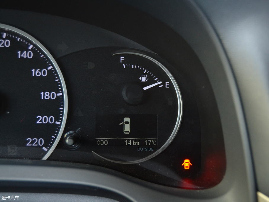 2017׿_˹CT 200h F SPORT ɫ