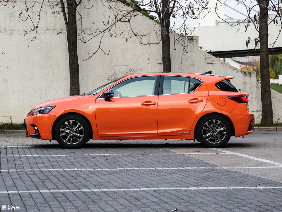 2017׿_˹CT 200h F SPORT pɫ