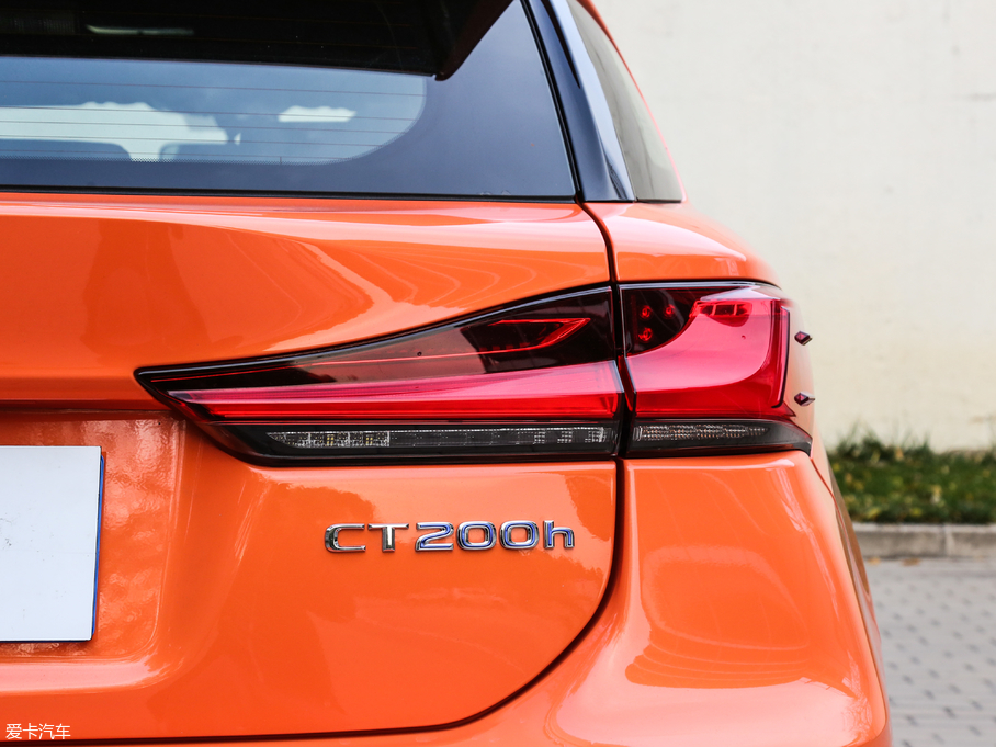 2017׿_˹CT 200h F SPORT pɫ