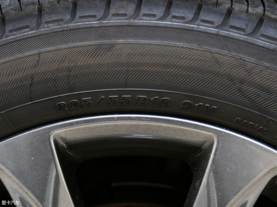 2017׿_˹CT 200h F SPORT pɫ