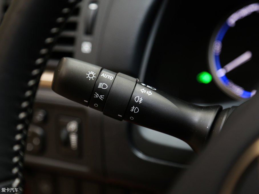 2017׿_˹CT 200h F SPORT pɫ