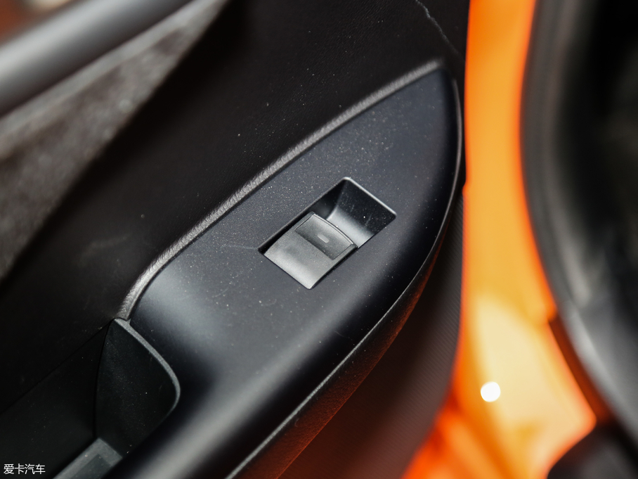 2017׿_˹CT 200h F SPORT pɫ