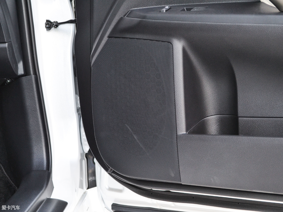 2017׿_˹CT 200h m pɫ