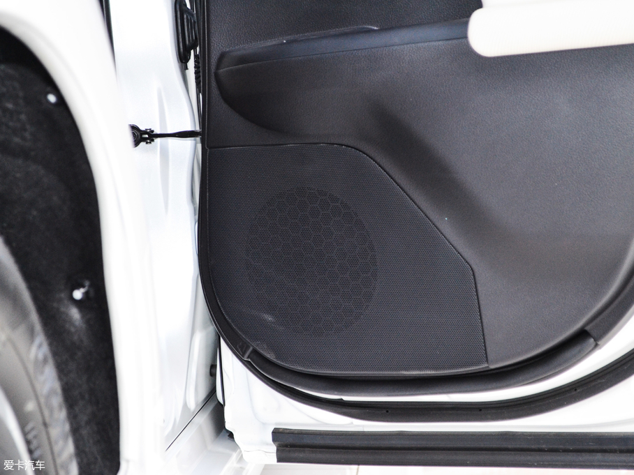 2017׿_˹CT 200h m pɫ