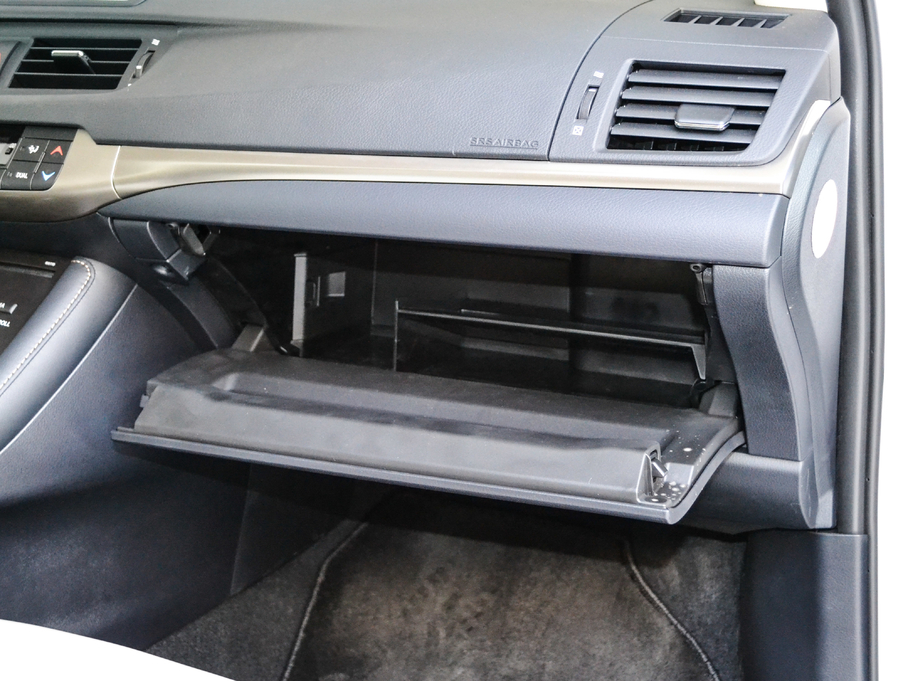 2017׿_˹CT 200h m pɫ