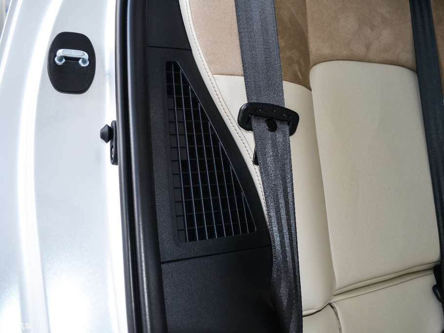 2017׿_˹CT 200h m pɫ