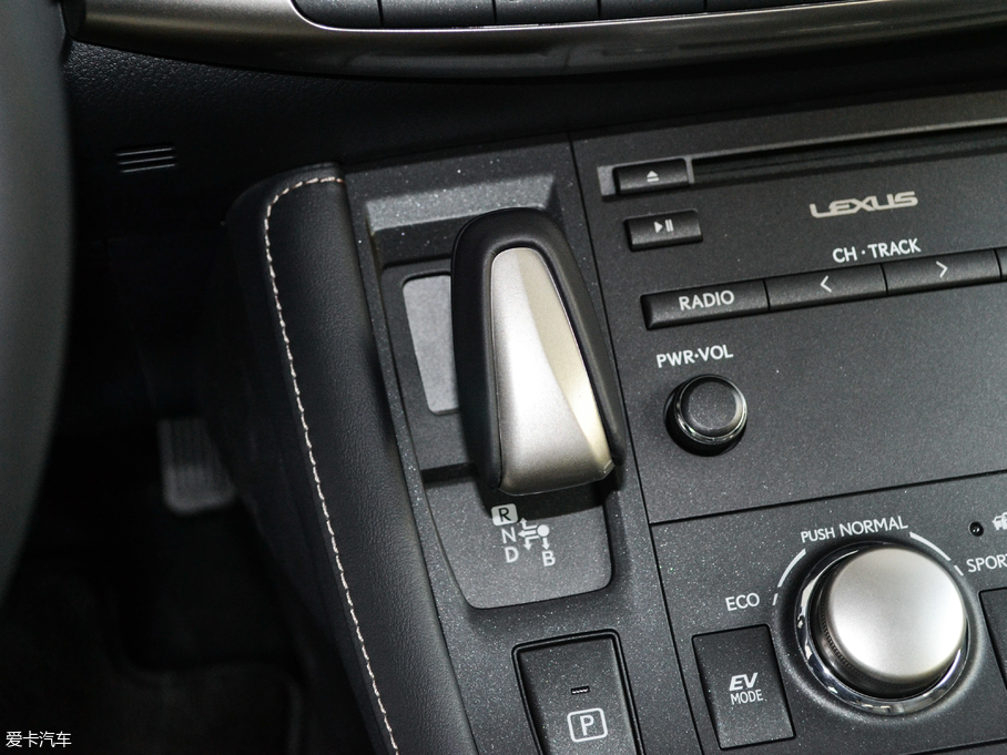 2017׿_˹CT 200h m pɫ