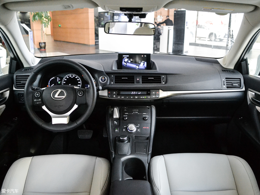 2017׿_˹CT 200h m pɫ