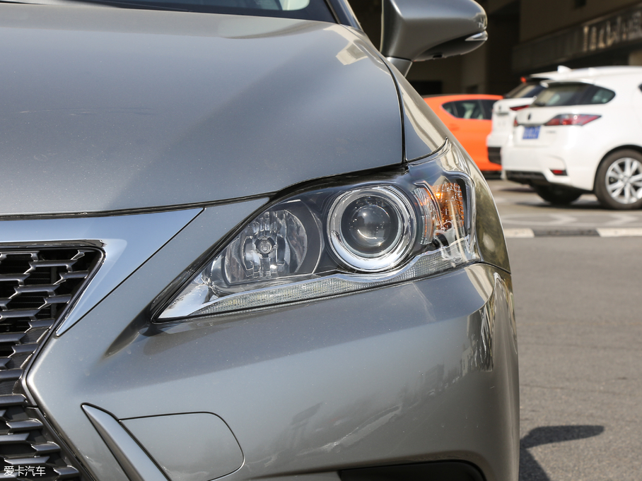 2017׿_˹CT 200h m ɫ