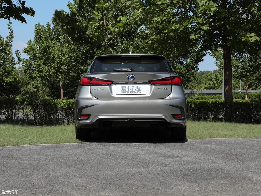 2017׿_˹CT 200h m ɫ