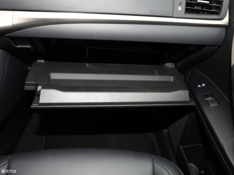 2017׿_˹CT 200h m ɫ