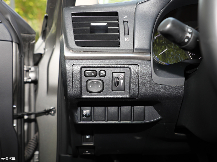 2017׿_˹CT 200h m ɫ