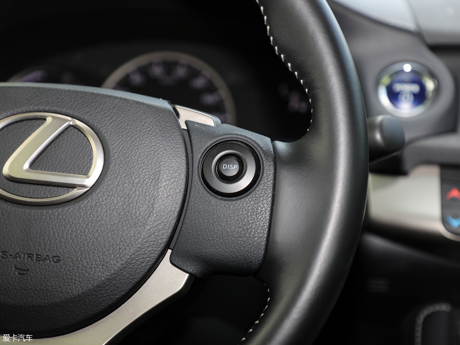 2017׿_˹CT 200h m ɫ