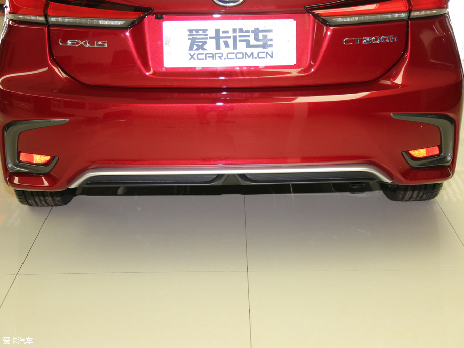 2017׿_˹CT 200h m ɫ