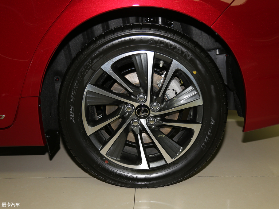 2017׿_˹CT 200h m ɫ