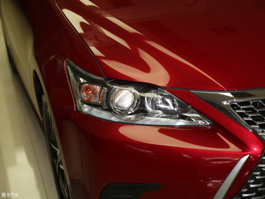 2017׿_˹CT 200h m ɫ