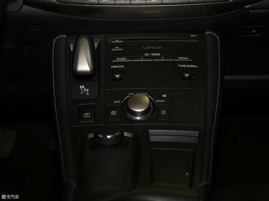 2017׿_˹CT 200h m ɫ