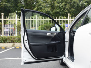 2017200h Ӣ ɫ {λ܇T