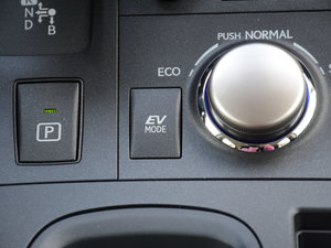 2017200h Ӣ ɫ п؅^(q)