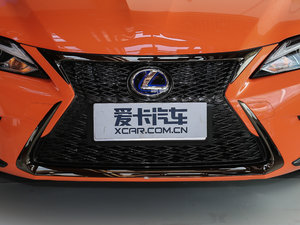 2017200h F SPORT ɫ оW