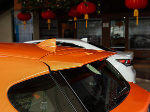 2017200h F SPORT ɫ ^