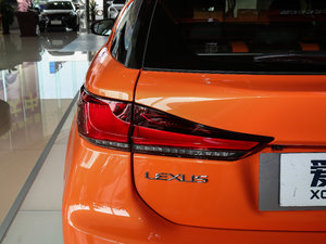 2017200h F SPORT ɫ ^