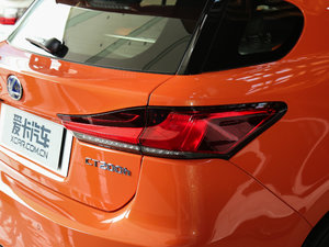 2017200h F SPORT ɫ ^