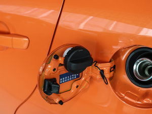 2017200h F SPORT ɫ ^