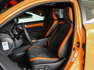 2017200h F SPORT ɫ {