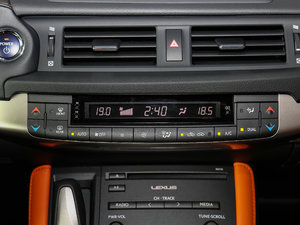 2017200h F SPORT ɫ {{