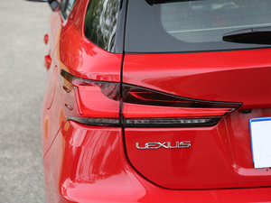 2017200h F SPORT pɫ ^