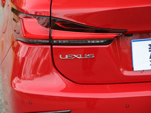 2017200h F SPORT pɫ ^