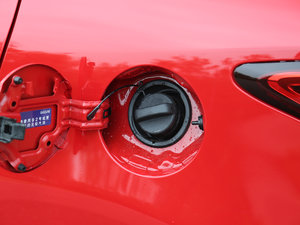 2017200h F SPORT pɫ ^