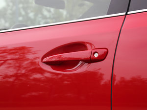 2017200h F SPORT pɫ {T