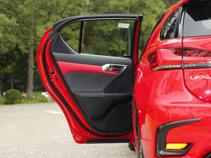 2017200h F SPORT pɫ ܇T