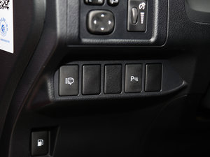 2017200h F SPORT pɫ п؅^