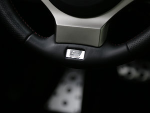 2017200h F SPORT pɫ п؅^