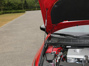 2017200h F SPORT pɫ 