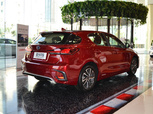 2017200h F SPORT ɫ w^