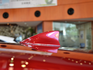 2017200h F SPORT ɫ ^