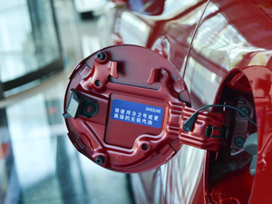 2017200h F SPORT ɫ ^