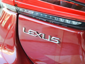 2017200h F SPORT ɫ ^