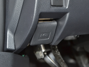 2017200h F SPORT ɫ g